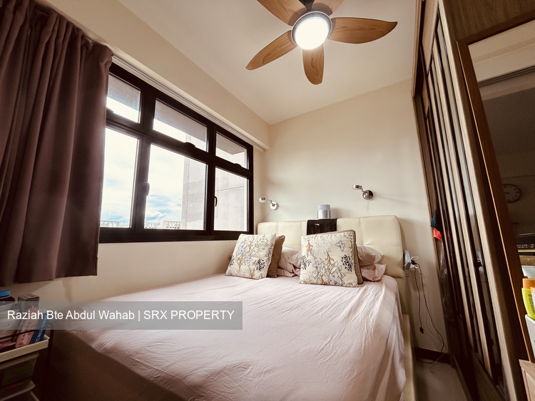 Buangkok Square (Hougang), HDB 2 Rooms #406922311